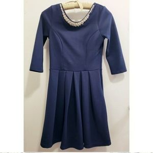 Francescas embellished bow dress size small